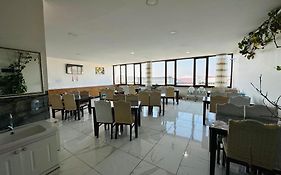 Toprak Hotel